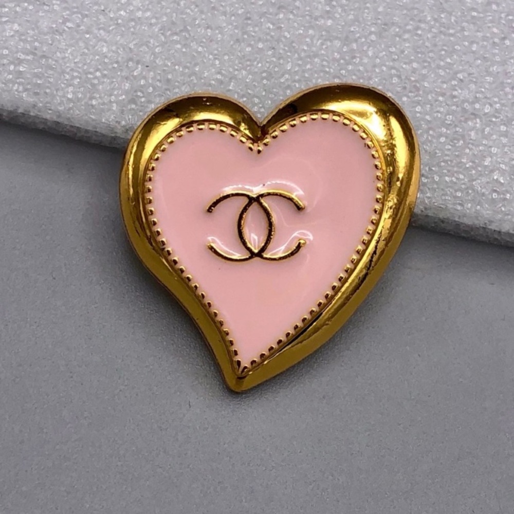 Authentic Chanel pendant for necklace